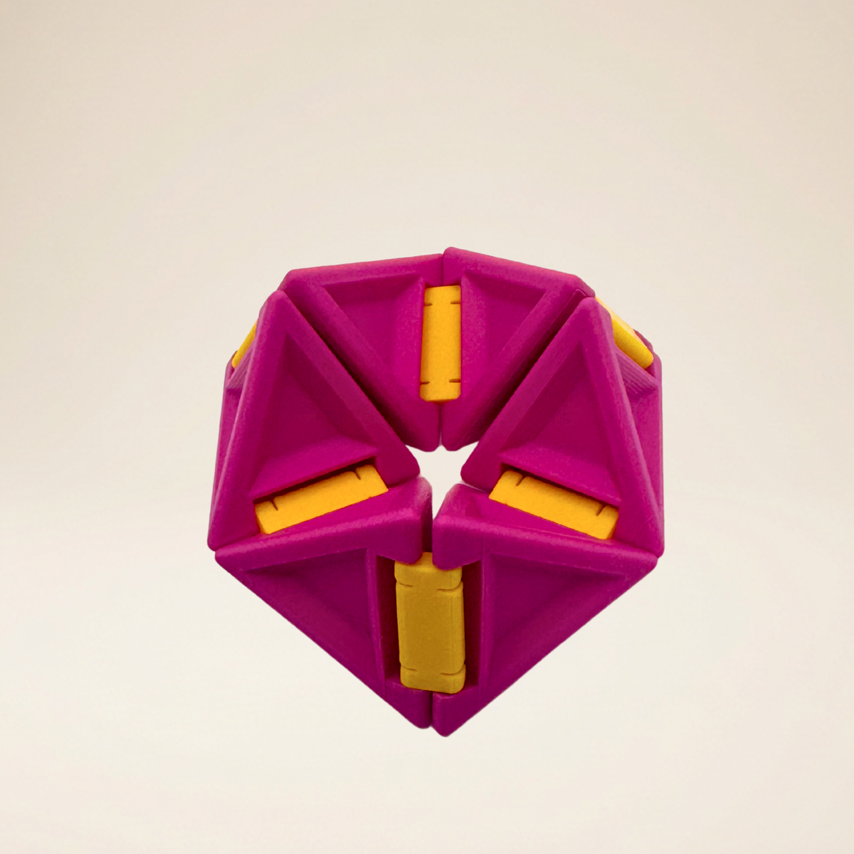 Infinity Triangle Fidget – 3D Printed Hinged Geometric Desk Toy