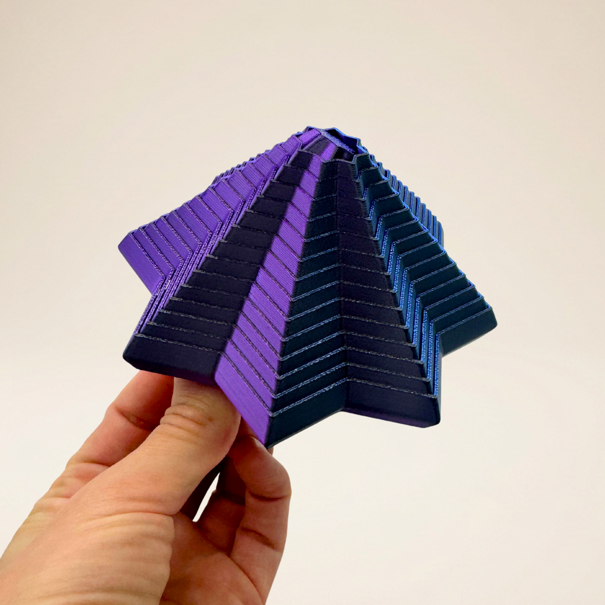 Spiral Star Fidget Toy – Cascading 3D Printed Sensory Desk Toy